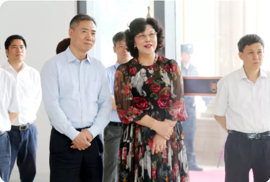 國家工信部副部長辛國斌赴我校校董單位萬豐集團專題調研，推動科技推廣與應用服務新篇章